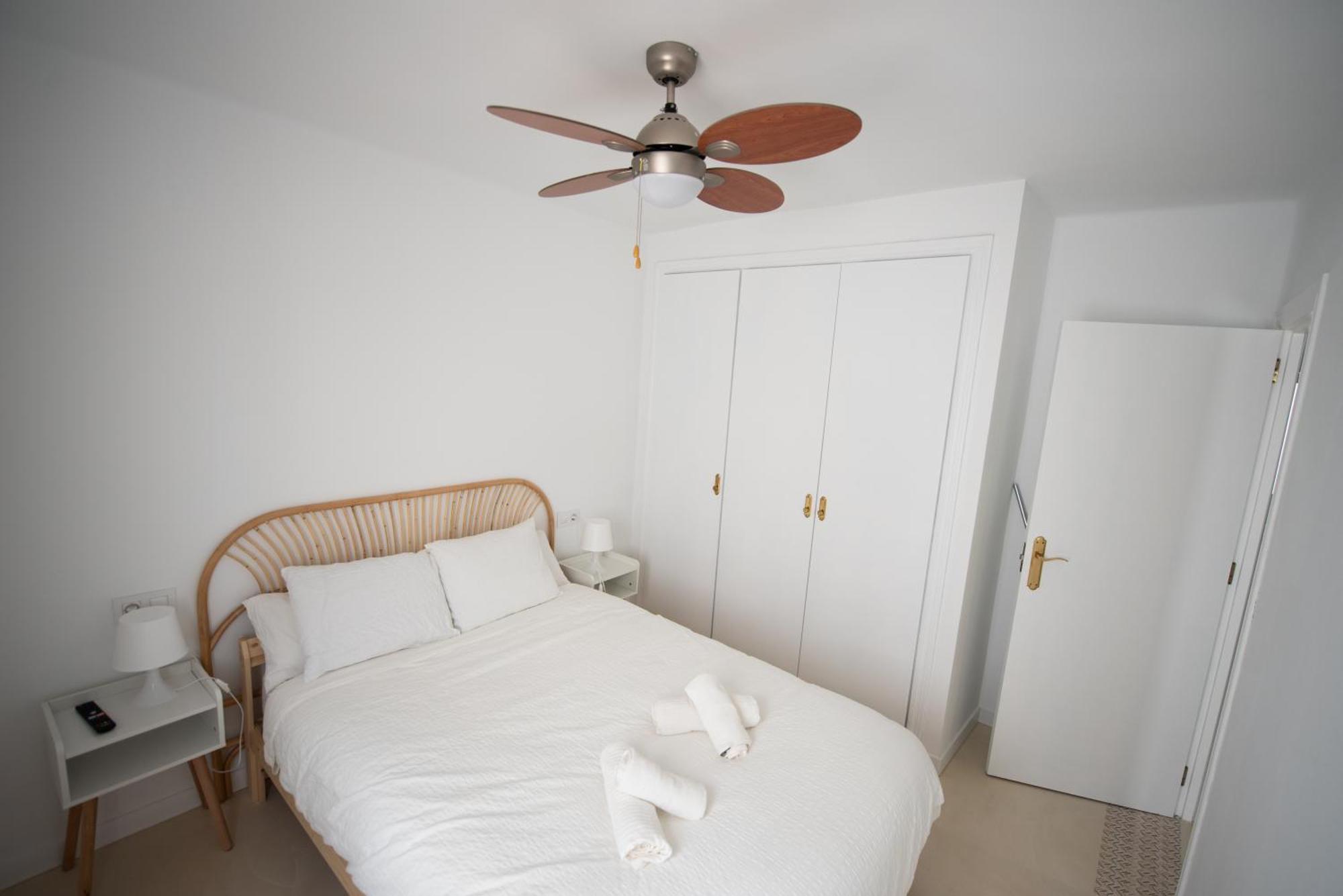 Apartamento Centrico La Merced - Free Parking & Free Gym Malaga Exterior photo